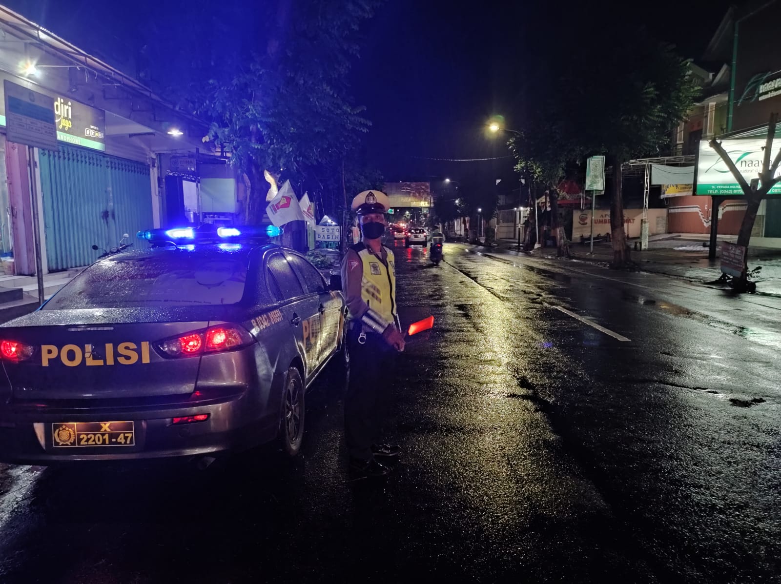 Kegiatan patroli ini difokuskan pada sasaran daerah rawan kejahatan dan objek vital serta lokasi rawan lainnya, yang dipimpin oleh Aiptu Agung Hariyanto beserta dengan anggota.