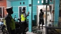 Polsek Srengat Patroli malam berdialogis bersama warga. Untuk menjaga agar situasi wilayah hukum Polsek Srengat selalu aman dan kondusif, anggota Polsek Srengat