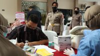 Bersama Satgas Covid-19 Kampus Unisba, Polres Blitar Kota Gelar Vaksinasi Untuk Mahasiswa