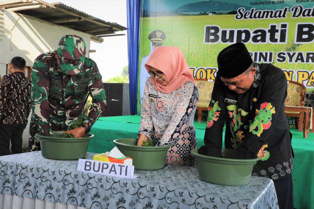 Peduli Petani, Mak Rini Ajak Tanam Padi Elisitor Biosaka